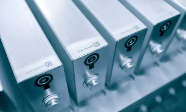 叉車(chē)磷酸鐵鋰蓄電池主要特點(diǎn)